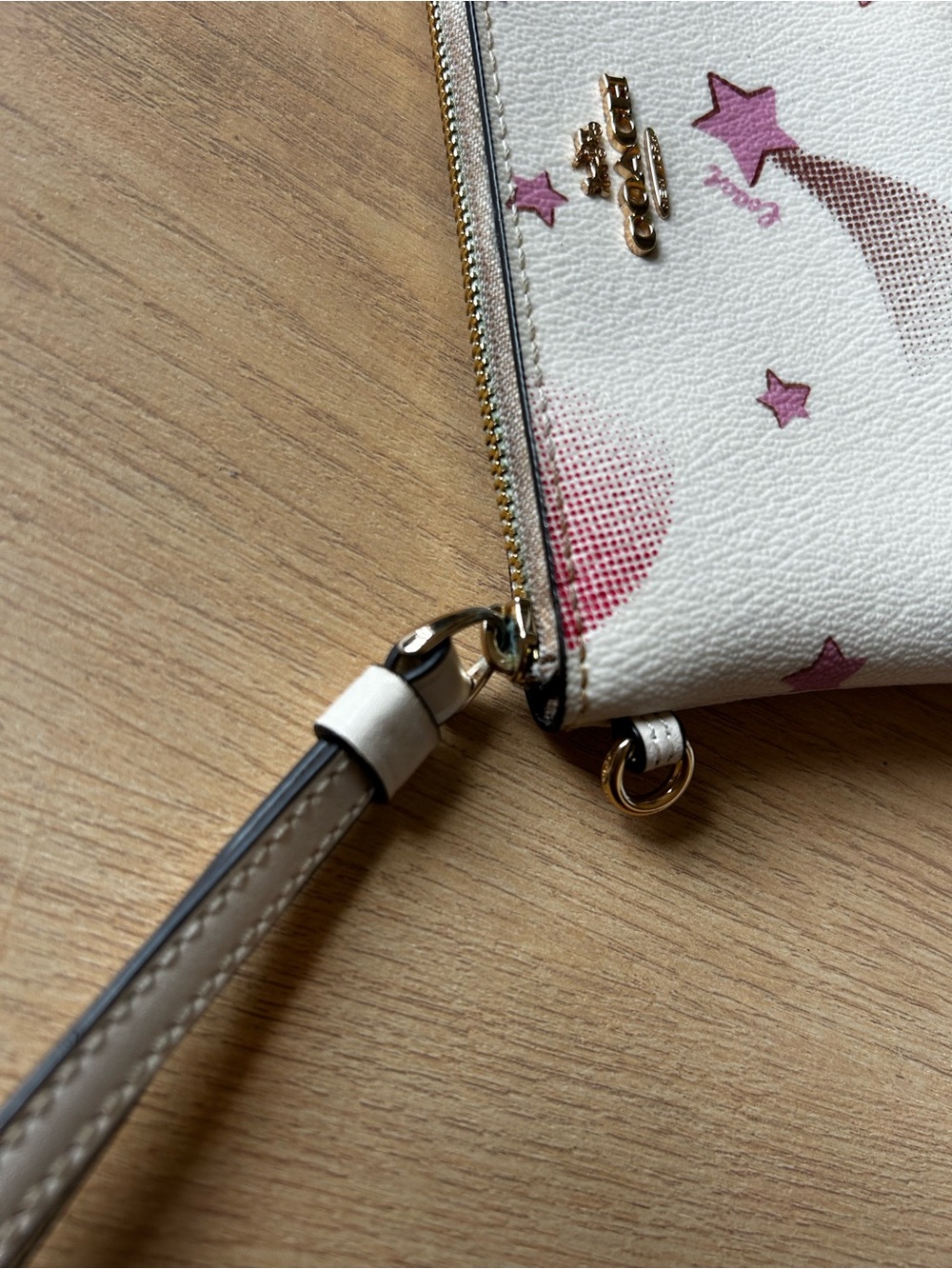 Coach White Leather Disco Star Print Wristlet - Picture 3 of 8